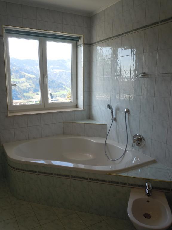 Nebenhaus - Haus Heigl Apartment Sankt Johann im Pongau Room photo